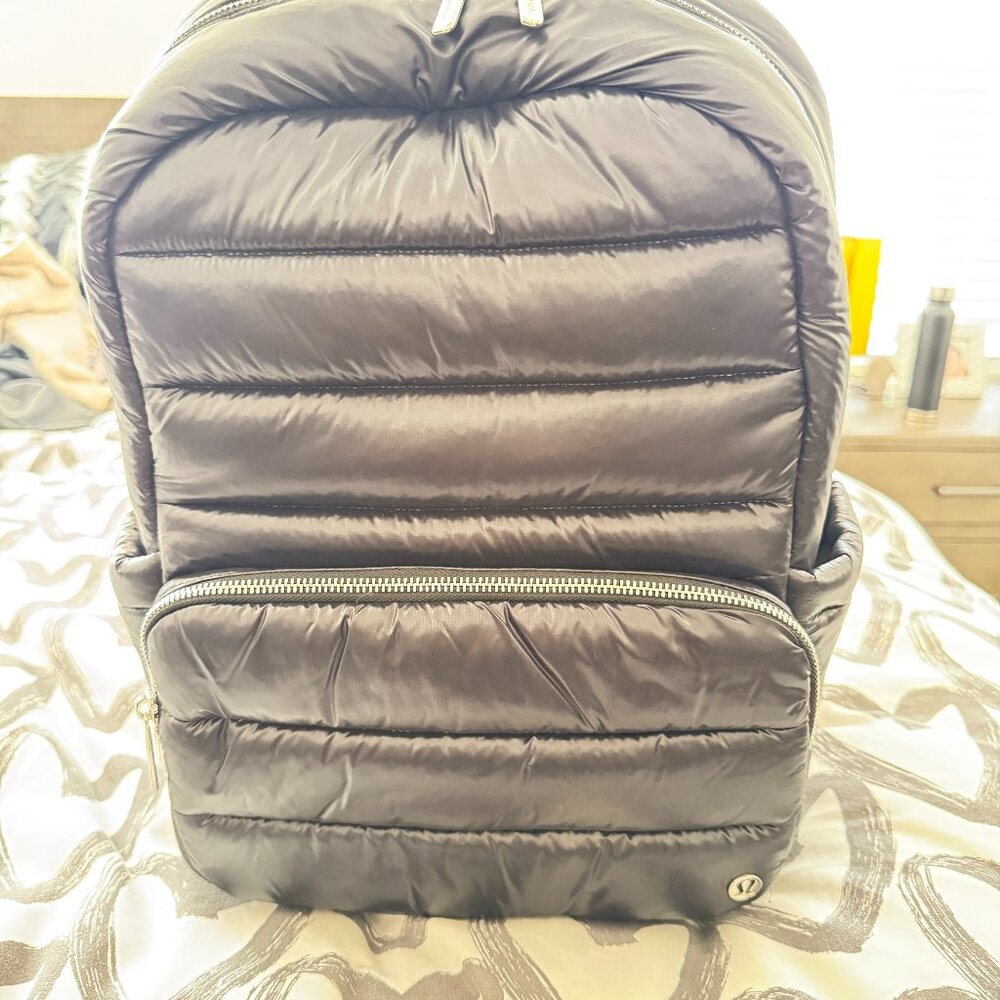 Authentic LULULEMON Everywhere Unisex Black Backpacks Wunder Puff LU9BZPS